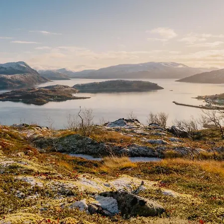 Feriehus Vengsøy Rorbuer Vengsoya