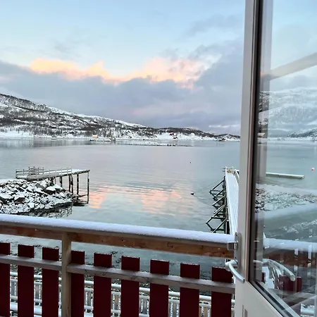 Vengsøy Rorbuer Feriehus *