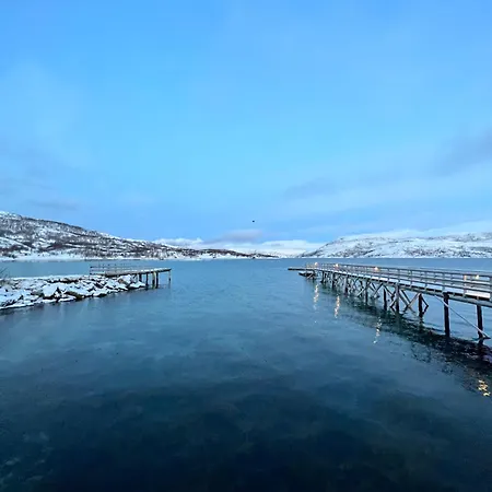 Semesterbostad Vengsoy Rorbuer *